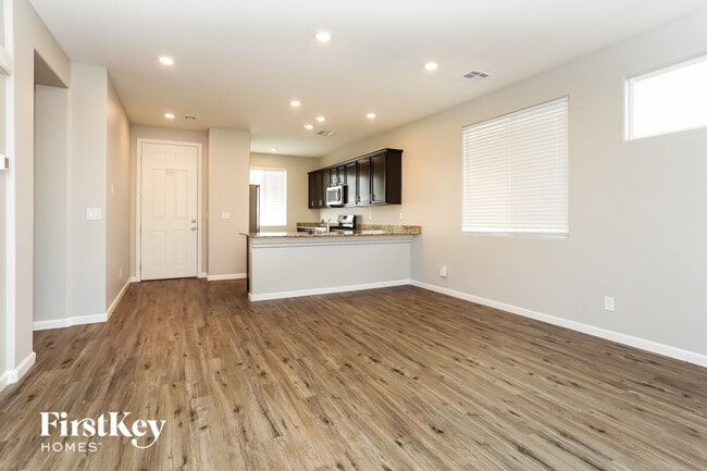 Photo - 4340 Stardusk Falls Ave