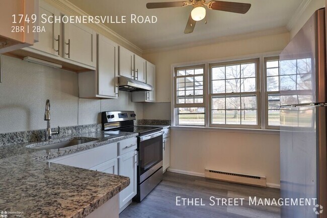 Building Photo - Beautiful 2-Bedroom Townhome