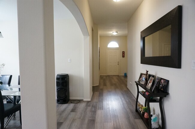 Photo - 2614 Whitetip Ct
