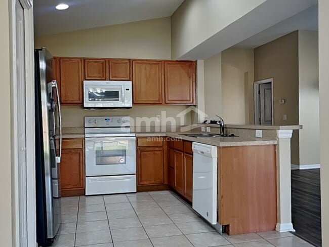 Photo - 27437 Sugar Loaf Dr