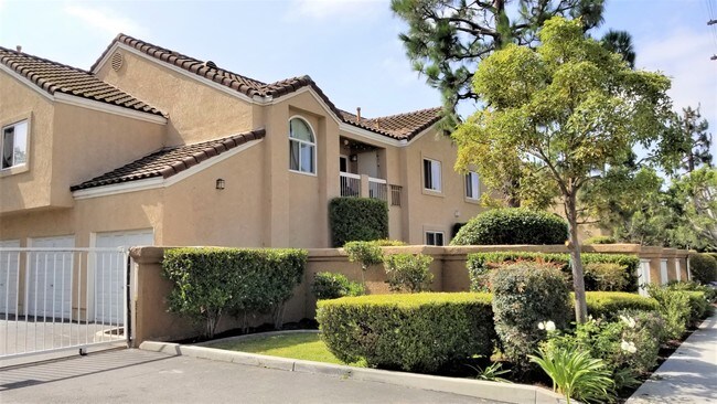 Photo - Durfee Terrace Apartments