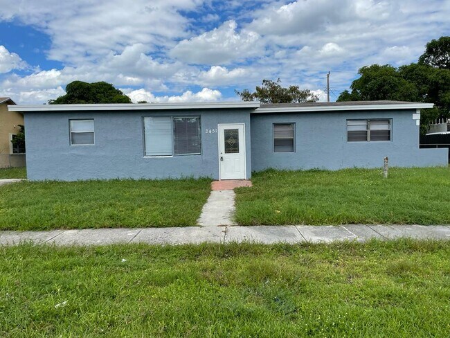 Photo - 3451 NW 6th St House