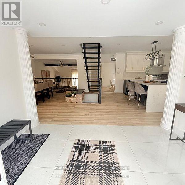 Photo - 102 Harbard Rd