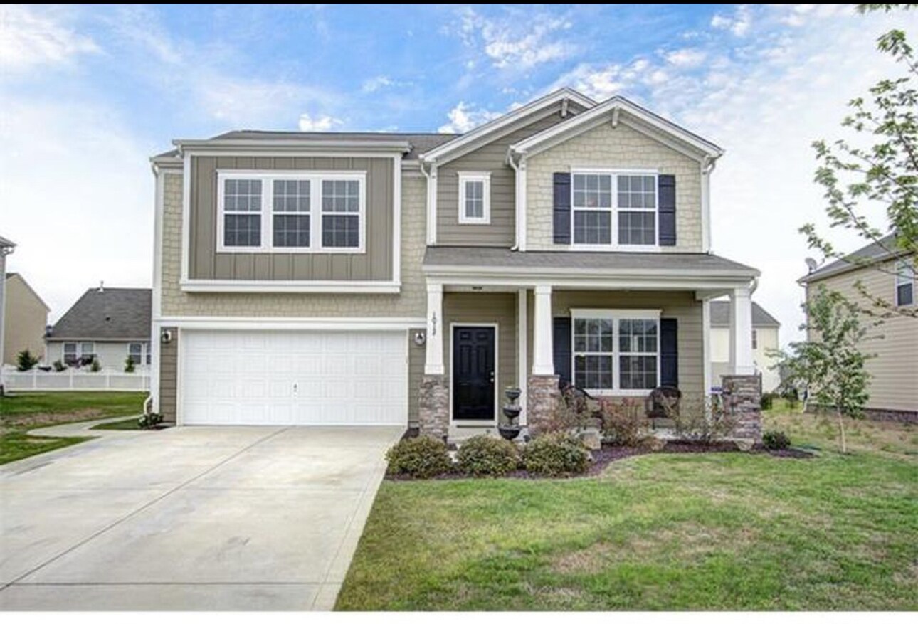 Photo - 1012 Garden Web Rd