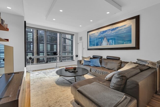 Photo - 3 Avery St Unidad 408