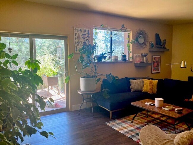Photo - 15513 Green Way Pl Unit 15513 Greenway Place Downstairs