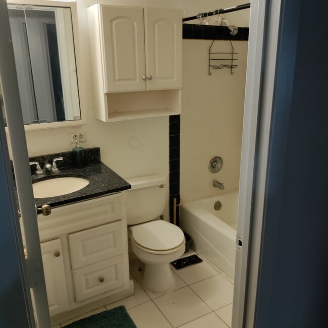 Photo - 144 Klein Creek Ct Unit 2B