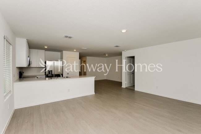 Photo - 10016 Isla Ln