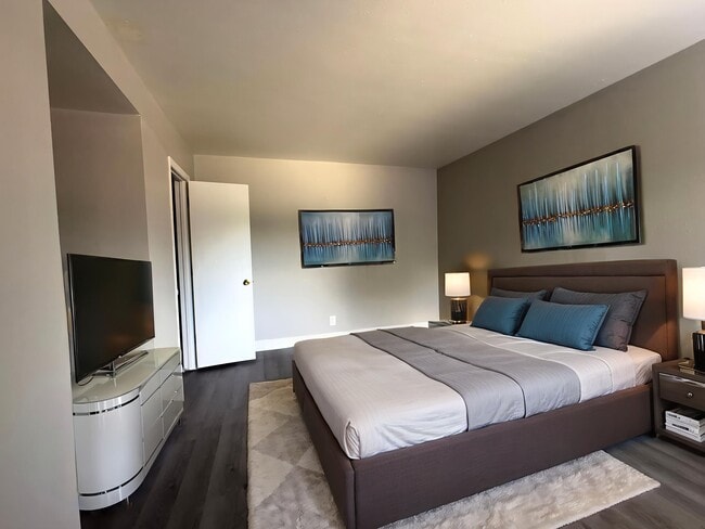 Bloom Apartments II
