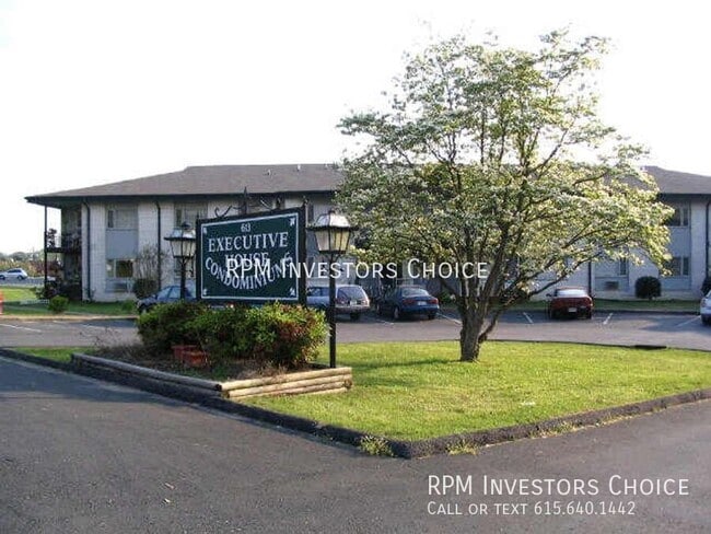 Building Photo - 613 Hillsboro Rd