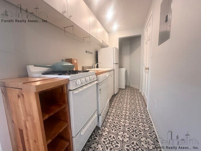 Photo - 21A Moon St Unit 1
