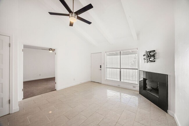 5711 Sugar Hill Dr Unit 32