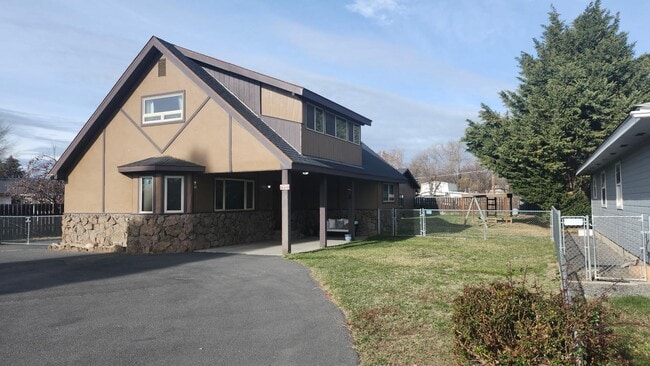 Photo - 5415 Lockford Dr