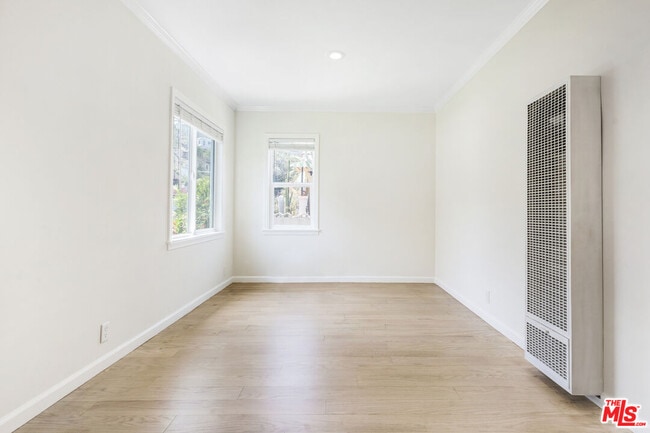 Photo - 1720 1/2 N Ave 45