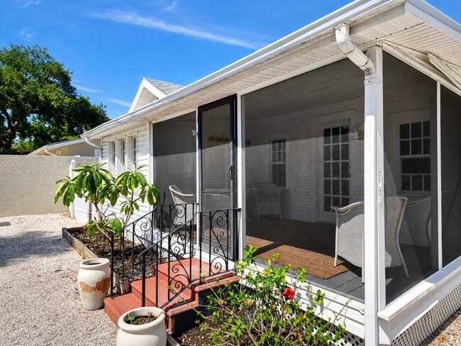 Photo - 3524 Bay Shore Rd