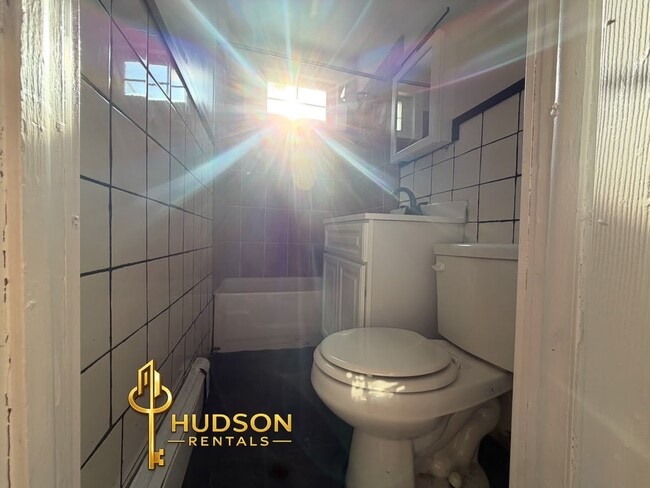 68 Bevan St 6