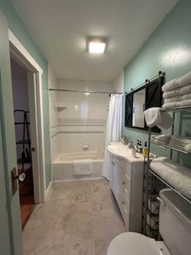 Photo - 1 Bed, 1 Bath + Office | Guerneville (Rio ...