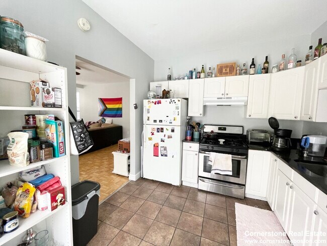 Photo - 109 Heath St Unit 4