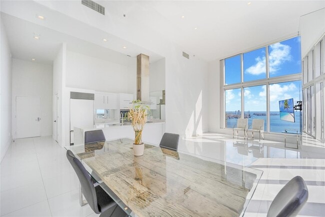 Photo - 495 Brickell Ave Unit 4101