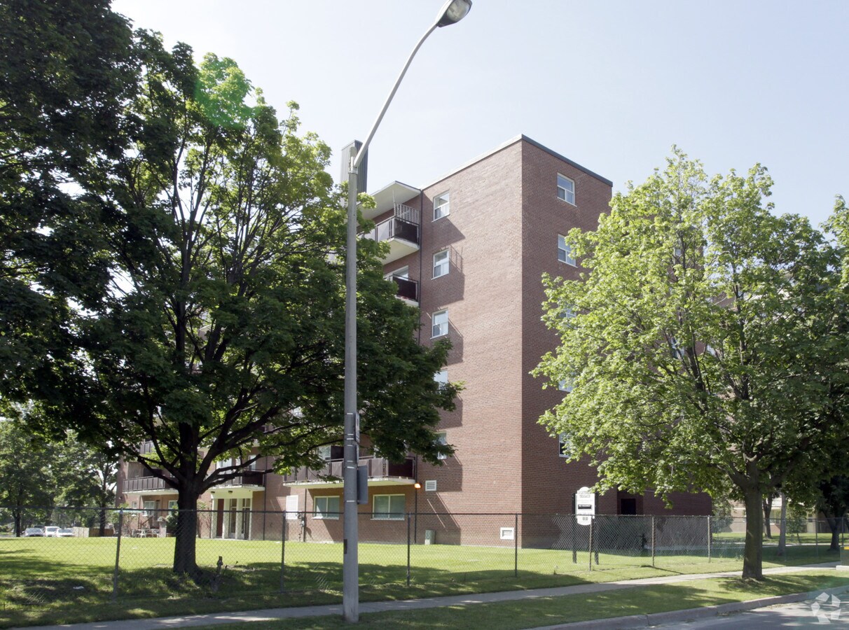 Photo - Ponytrail Terrace