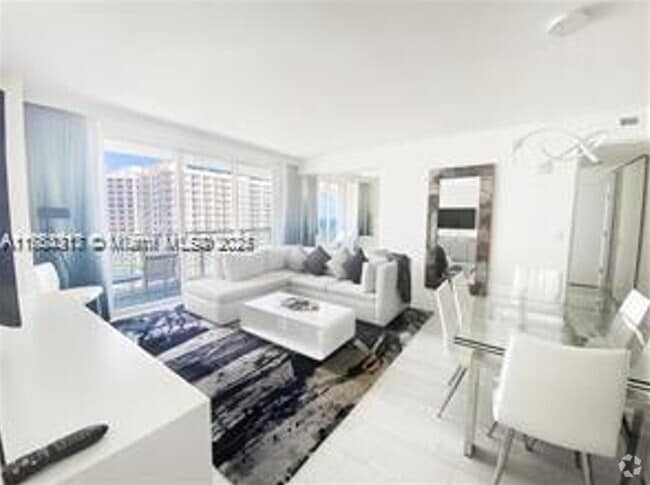 Building Photo - 3101 Bayshore Dr Unit # 1906 Rental