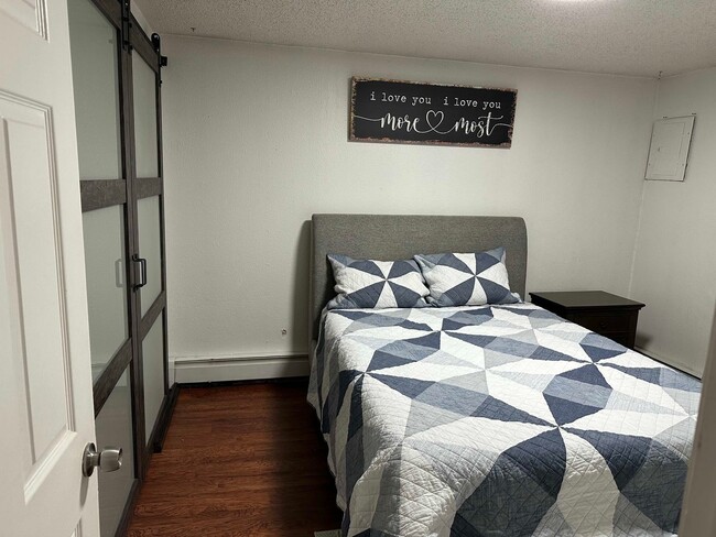 Photo - 2010 Carr Ave Unidad A