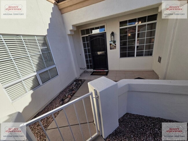 Building Photo - NE off Wrightstown & Pantano 3/2 with pool, patio and loads of upgrades