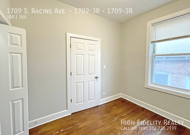 Photo - 1709 S Racine Ave Unidad 1709-3R