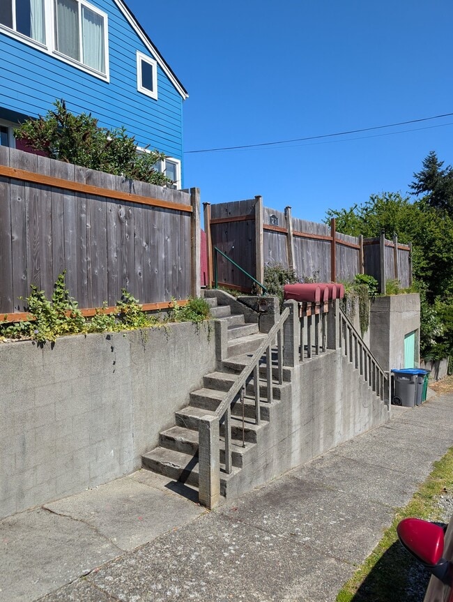 Photo - 1208 10th St