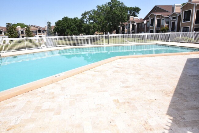 Photo - 5533 Chrishire Way