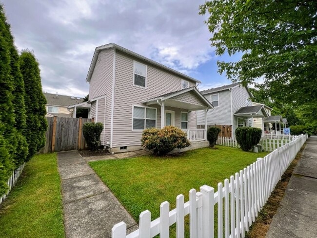 PENDING APPLICATION; College Spring 3BD w/... - PENDING APPLICATION; College Spring 3BD w/... House