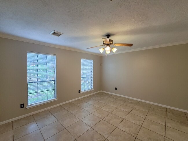 Photo - 17207 Meadow Heights Dr