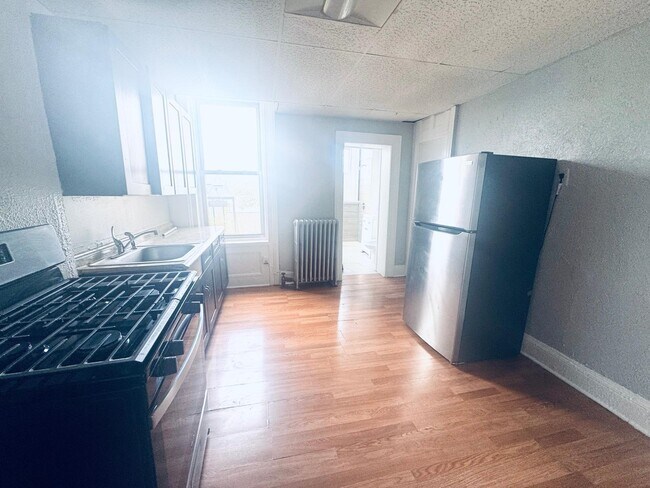 Photo - 161 Palisade Ave Unit 4S