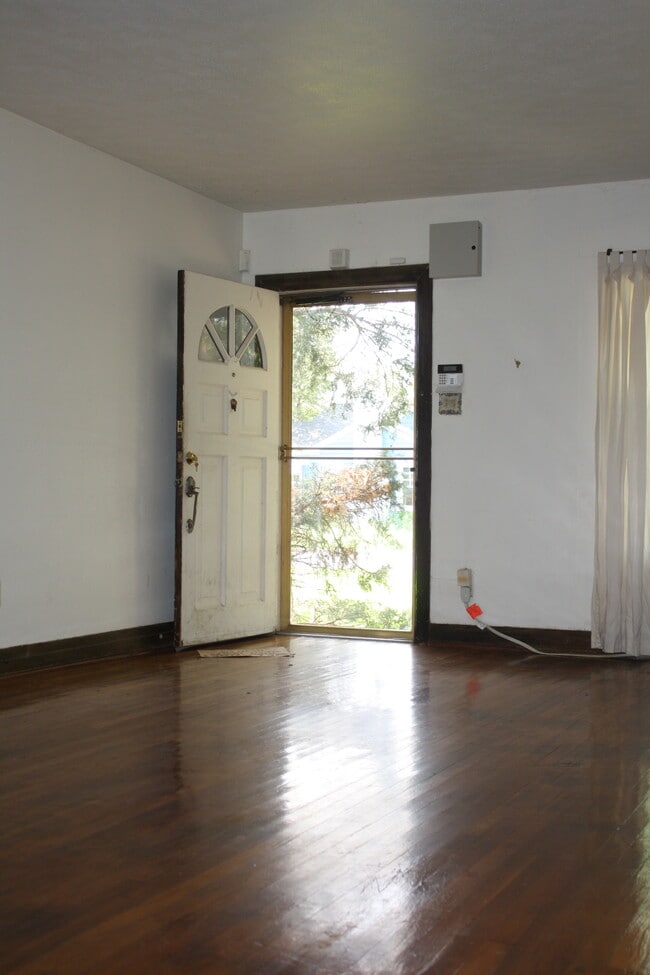 Photo - 2604 23rd St