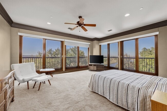 Building Photo - 501 Samuels Ave