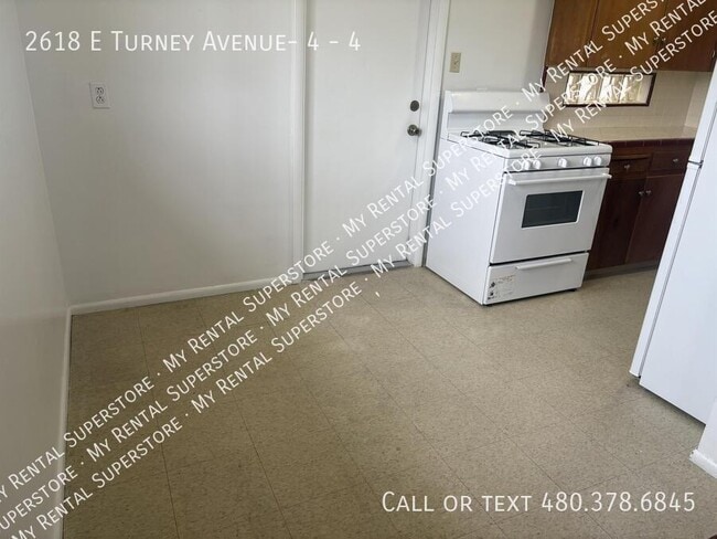 Photo - 2618 E Turney Ave Unit 4