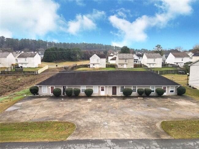 Building Photo - 124 Evergreen Trail SE