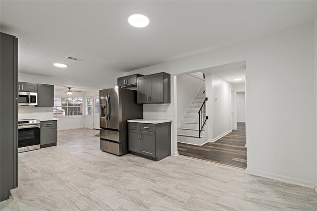 Photo - 5303 Lookout Mountain Dr