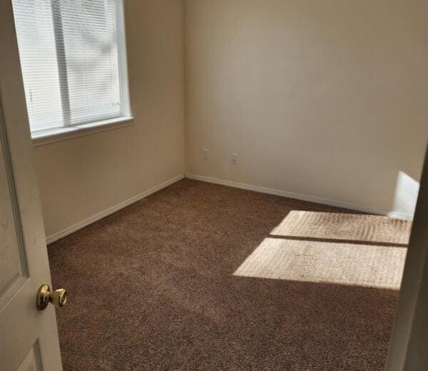 331 Clay St W