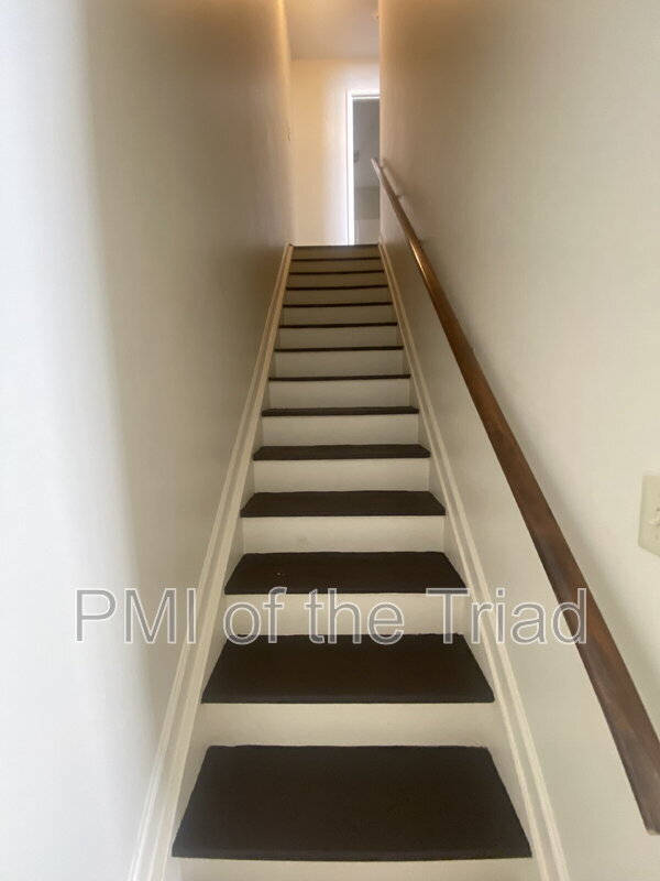 Photo - 309 Swing Dairy Rd