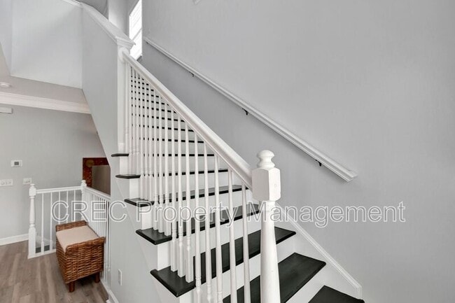 Photo - 147 Palm Cove Way