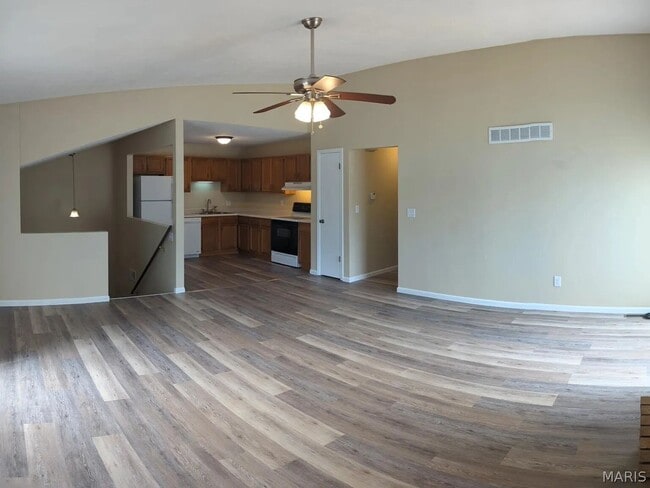 Photo - 48 Ramona Dr