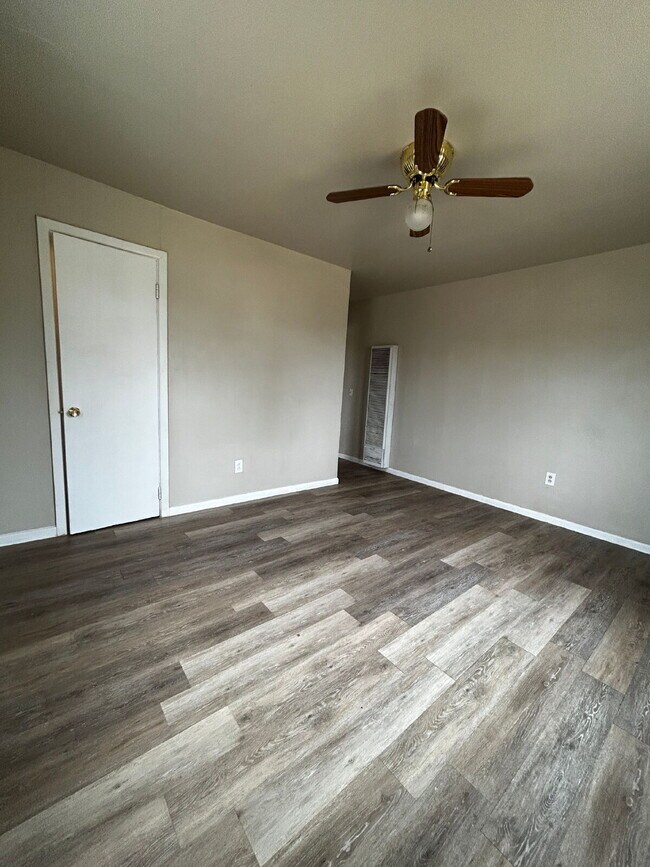 Photo - 2 bedroom 1 bathroom