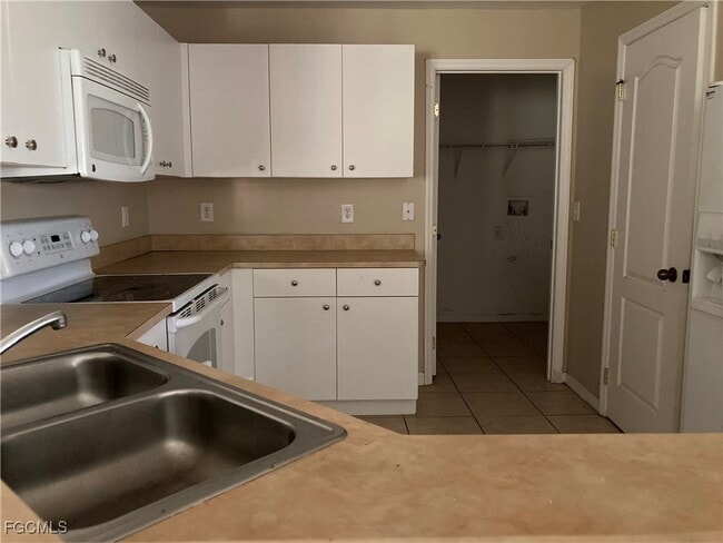 Building Photo - 2802 10th St SW Rental
