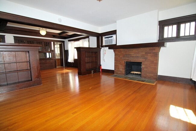 Building Photo - NPGA - Orange Unit 46 Orange Ave
