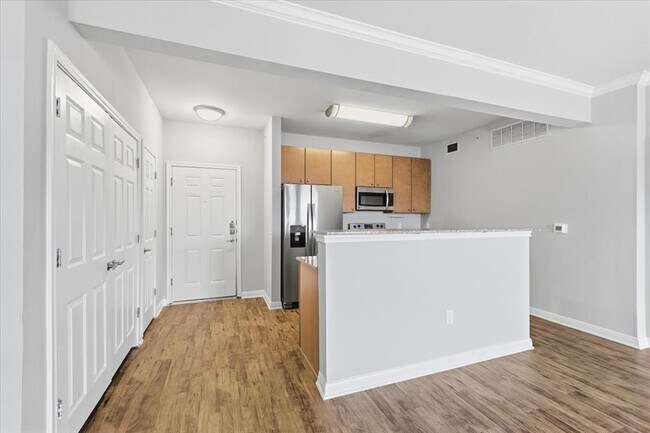 Photo - 2502 Leon St Unit 414