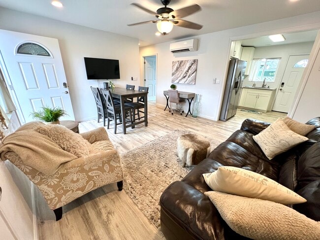 Building Photo - 451 Lanae Way Rental