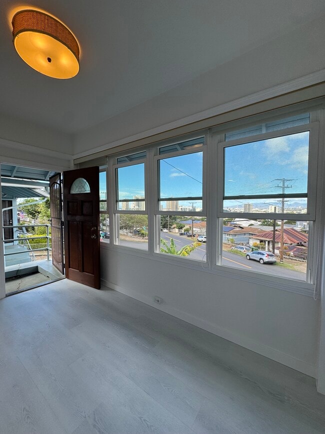 Photo - 1769 Puowaina Dr