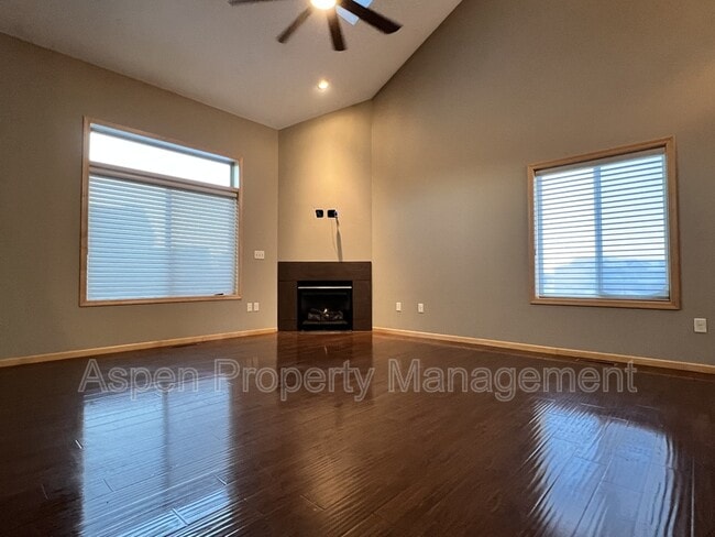 Photo - 1765 Sara Ct