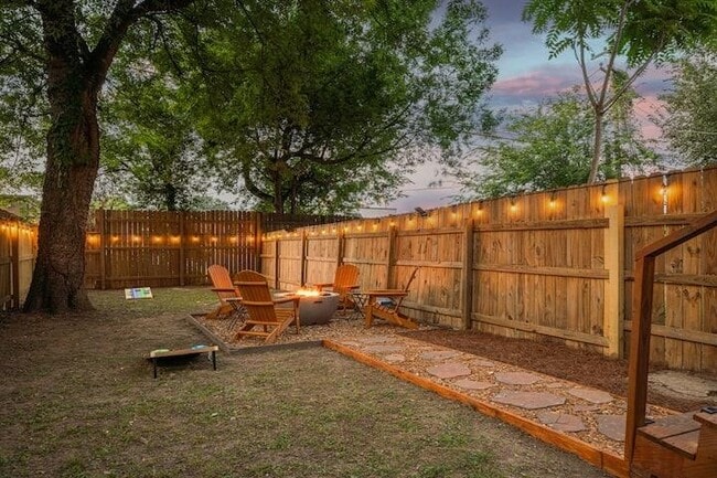 Photo - 2036 Linden Ave